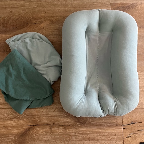 snuggle me Other Snuggle Me Infant Lounger And 2 Covers Poshmark